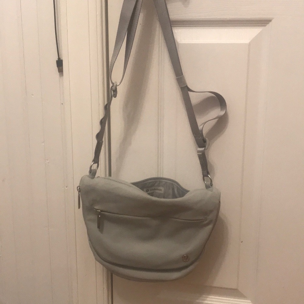 Seal grey Lululemon bag